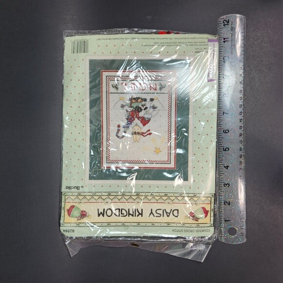 Vintage Christmas Noel Bunny Cross Stitch Kit Daisy Kingdom Bucilla 82884 NOS - Picture 6 of 6